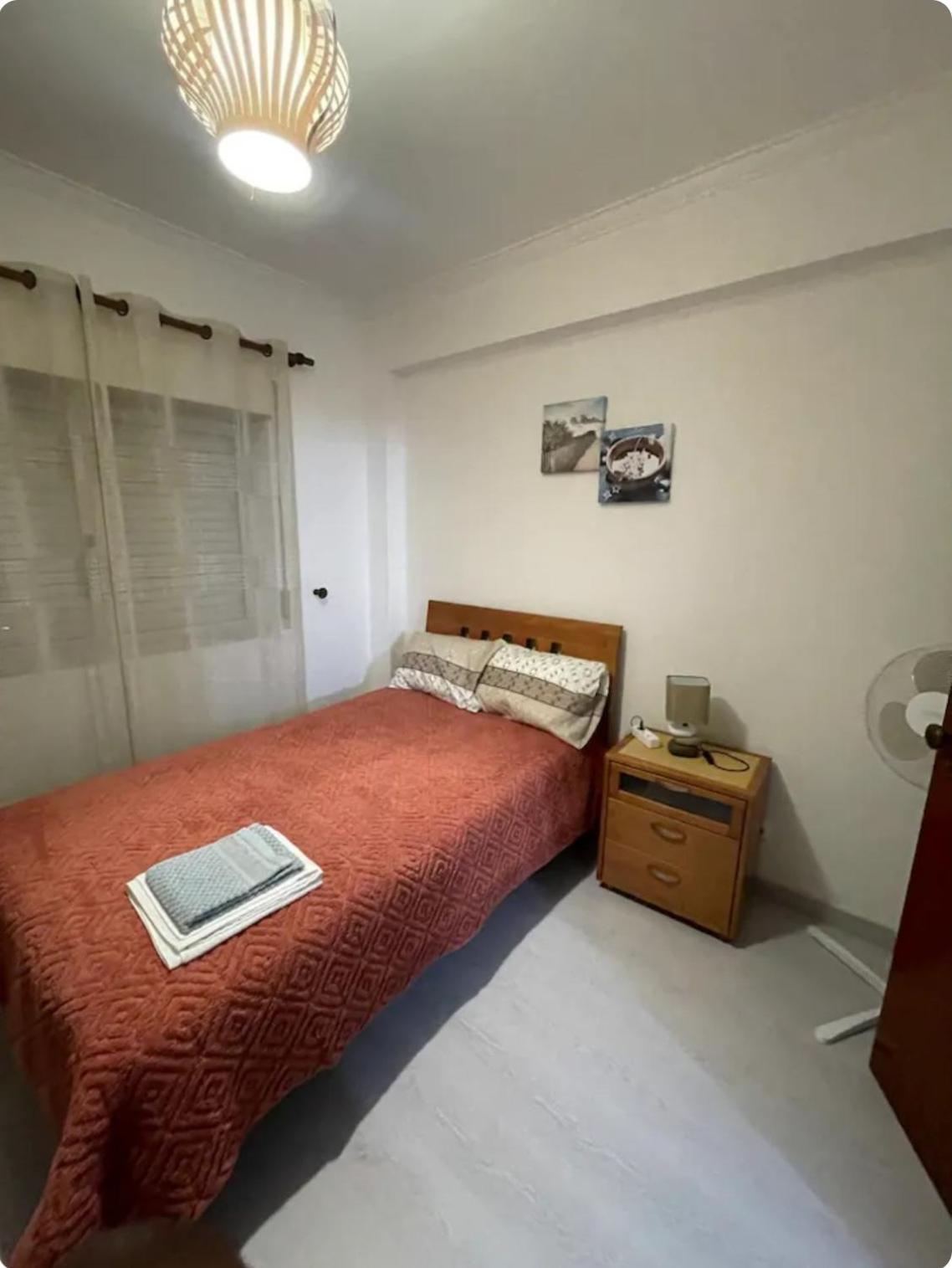 Apartamento Quarto Calmo E Acolhedor Almada Exterior foto