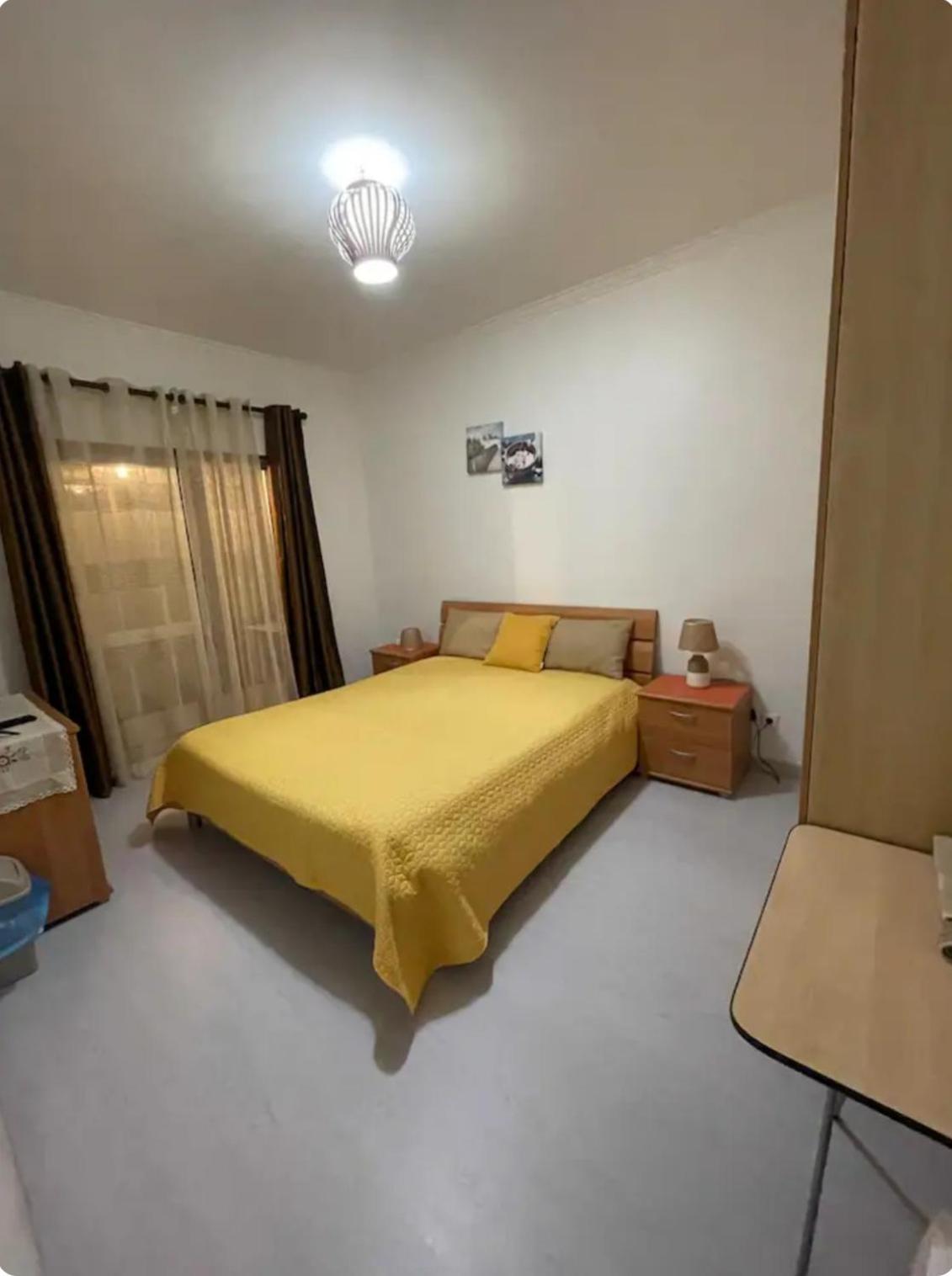 Apartamento Quarto Calmo E Acolhedor Almada Exterior foto
