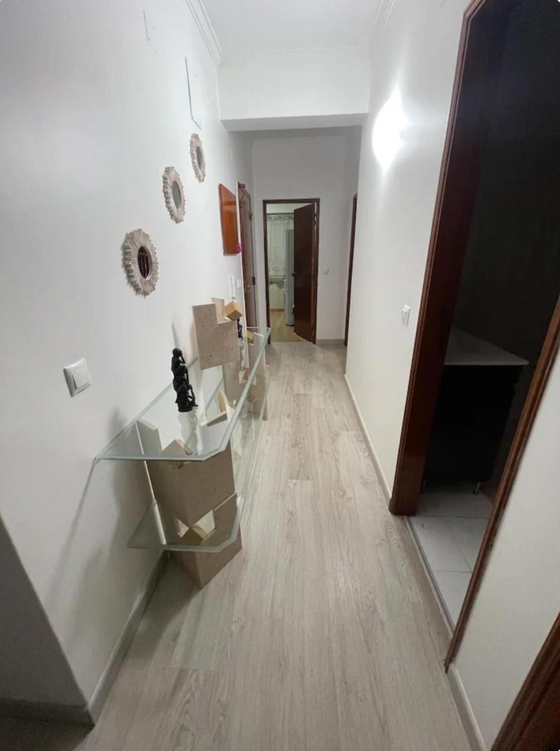 Apartamento Quarto Calmo E Acolhedor Almada Exterior foto