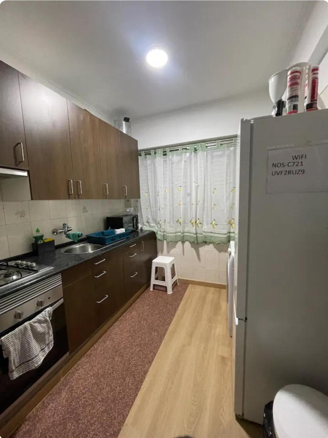 Apartamento Quarto Calmo E Acolhedor Almada Exterior foto