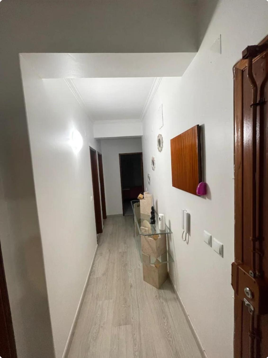 Apartamento Quarto Calmo E Acolhedor Almada Exterior foto