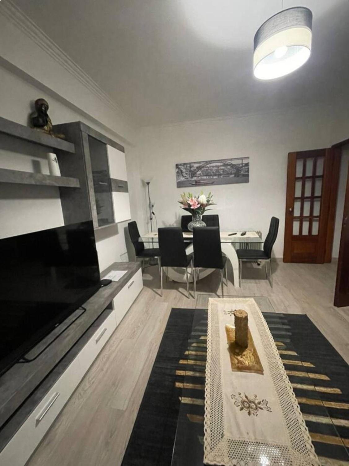 Apartamento Quarto Calmo E Acolhedor Almada Exterior foto
